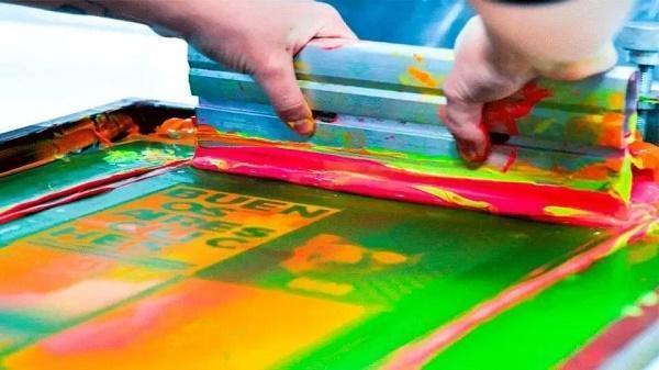 Quy trình kỹ thuật in lụa là gì?